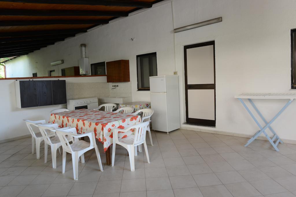Villaggio La Pantera Rosa Scalea Phòng bức ảnh