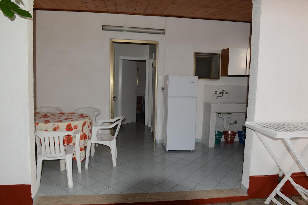 Villaggio La Pantera Rosa Scalea Phòng bức ảnh